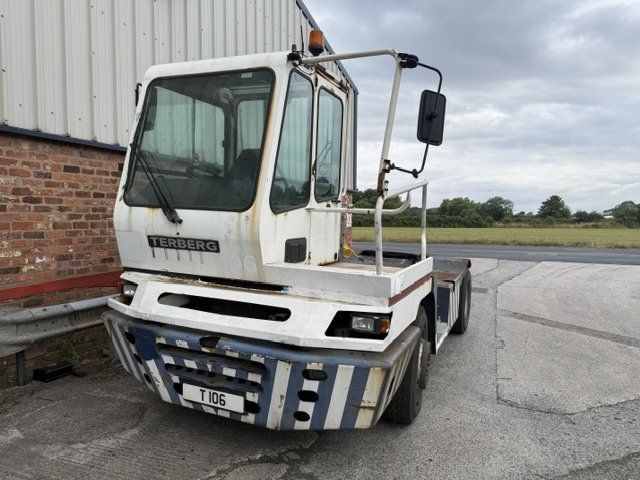 Terberg YT222 — Terberg